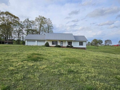 343 T C Grace Rd, Jasper, AL 35504 - photo 4