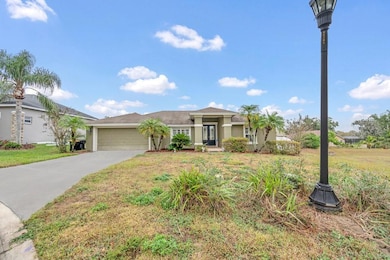2663 Brookside Bluff Loop, Lakeland, FL 33813 - photo 2