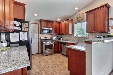 15933 Quail Meadows Ct SE, Yelm, WA 98597 - photo 6