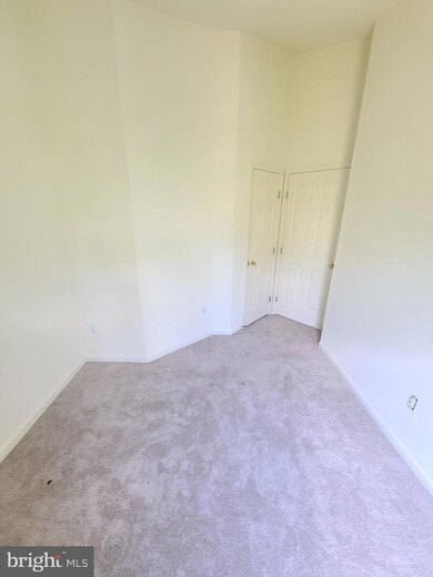 10 Rosebay Ct, Germantown, MD 20874 - photo 6