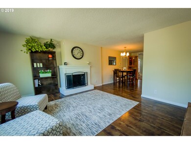2577 Elysium Ave, Eugene, OR 97401 - photo 2