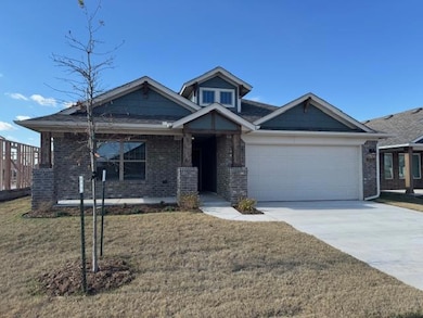 15809 Nighthawk Dr, Oklahoma City, OK 73170 - photo 2