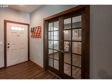 25206 Irenic Ave, Veneta, OR 97487 - photo 3