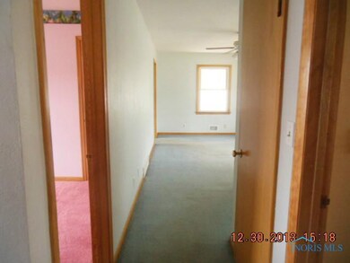 5028 Trimble Rd, Toledo, OH 43613 - photo 4