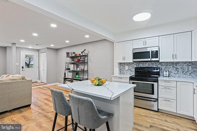 11415 Hawks Ridge Terrace unit 81, Germantown, MD 20876 - photo 5