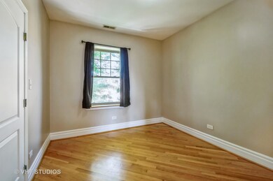 2819 W Rosemont Ave unit 3, Chicago, IL 60659 - photo 6