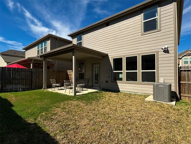 4023 Starbright St, Houston, TX 77018 - photo 4