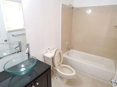 10 Crossings Cir unit H, Boynton Beach, FL 33435 - photo 2