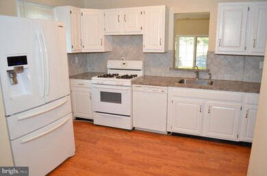 10806 Hobson St, Kensington, MD 20895 - photo 6