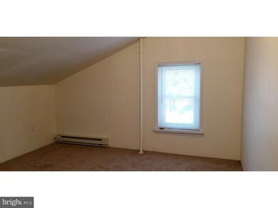 521 N 11th St, Reading, PA 19604 - photo 7