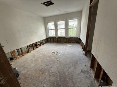 934 Schley Ave, San Antonio, TX 78210 - photo 6