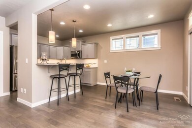 20484 Mazama Place, Bend, OR 97702 - photo 6