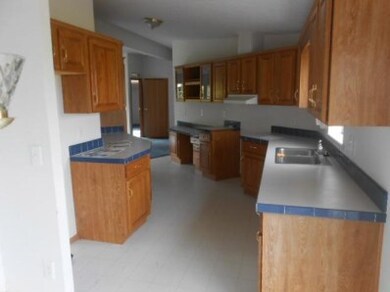 1041 N 500 E, Rolling Prairie, IN 46371 - photo 3