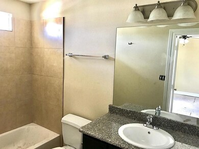 242 S Native Ln, Houston, TX 77022 - photo 4