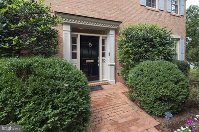 10 Wesley Cir NW, Washington, DC 20016 - photo 3