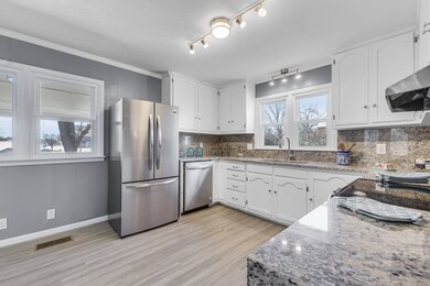 118 Stigall St, Camden, TN 38320 - photo 5