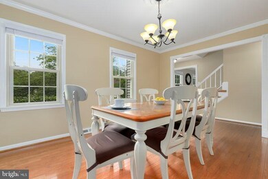 8811 Shadowlake Way, Springfield, VA 22153 - photo 7