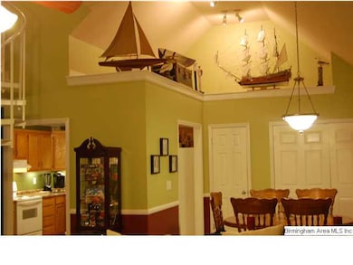 DISPLAY LEDGES CREATE A VISUAL DELIGHT