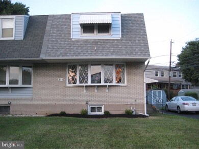 814 Hood Rd, Swarthmore, PA 19081 - photo 3