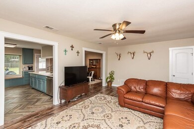 2431 Inda Ave, Pensacola, FL 32526 - photo 6