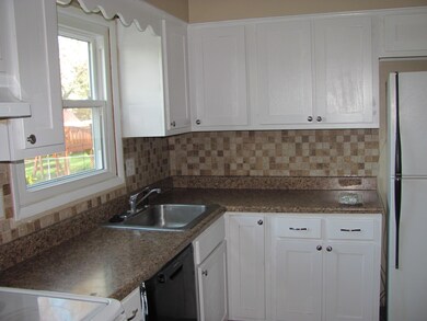 1693 Calgary Dr, Columbus, OH 43229 - photo 6