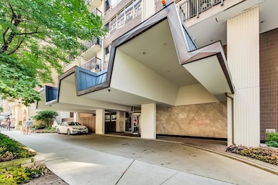 201 E Chestnut St unit 19F, Chicago, IL 60611 - photo 3