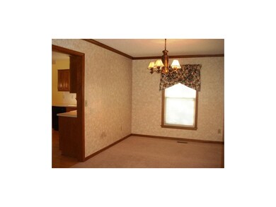 8341 Alden St, Lenexa, KS 66215 - photo 4