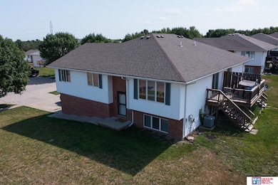 8601 & 8605 Delphinium Ln, Lincoln, NE 68505 - photo 4