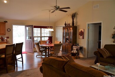 Kitchen/Dining combo