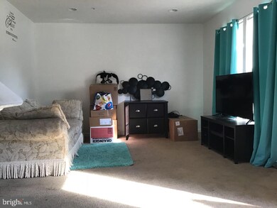 5215 Castlestone Dr, Rosedale, MD 21237 - photo 2