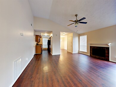 7822 Gatehouse Dr, Houston, TX 77040 - photo 3