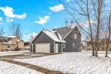 3316 Sanford Ln, Eau Claire, WI 54703 - photo 3