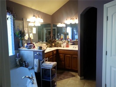 2505 SE 8th St, Moore, OK 73160 - photo 4