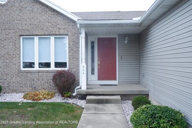 604 White Pine Blvd, Lansing, MI 48917 - photo 2