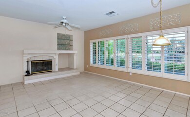 14221 W Va Tercero-large-015-017-Family