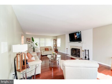 3 Woodhaven Ln, Willingboro, NJ 08046 - photo 4