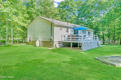 228 Aspen Dr, Milford, PA 18337 - photo 5