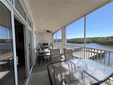 Screened in Patio