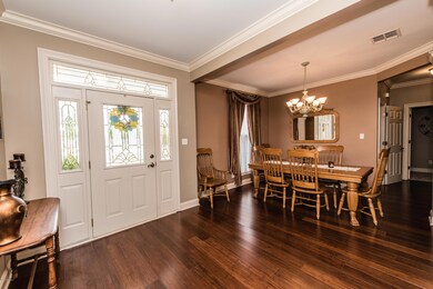 Entrance / Dining Room