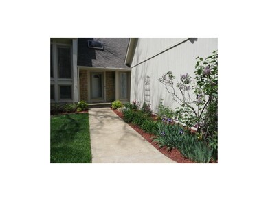 7810 Rene St, Shawnee, KS 66216 - photo 2