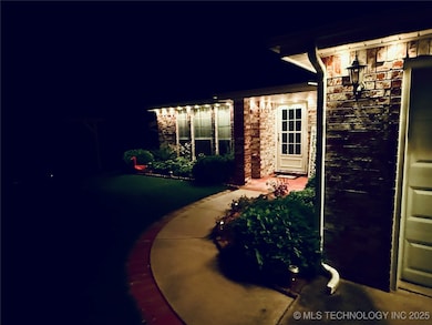 114516 Portside Dr, Eufaula, OK 74432 - photo 4