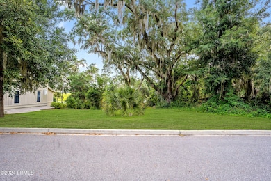 2 Creeks End Ln, Beaufort, SC 29902 - photo 6