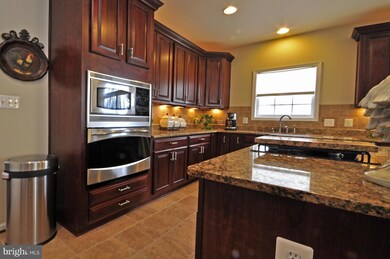 28 Banner Spring Cir, Stafford, VA 22554 - photo 6