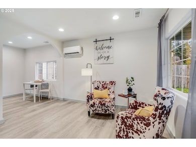 108 South St, Silverton, OR 97381 - photo 5