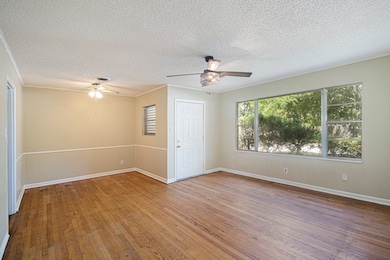 1759 S Park Dr, Alvin, TX 77511 - photo 5