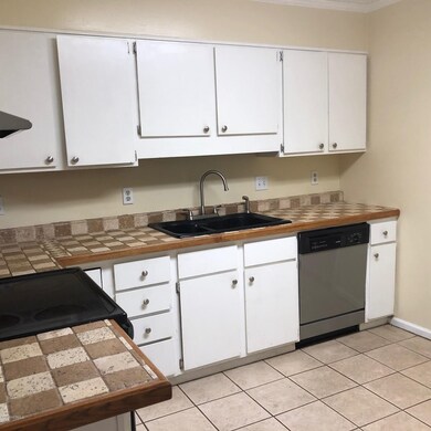 1017 Massey Rd, Jacksonville, NC 28546 - photo 5