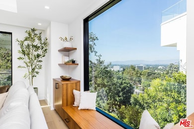 14899 Round Valley Dr, Sherman Oaks, CA 91403 - photo 6