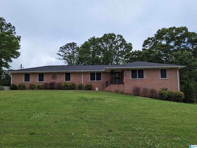 500 Hillyer High Rd, Anniston, AL 36207 - photo 2