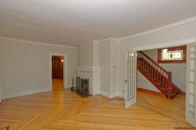 856 Myrtle Ave, Albany, NY 12208 - photo 7