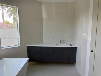 2523 Montclaire Cir, Weston, FL 33327 - photo 3